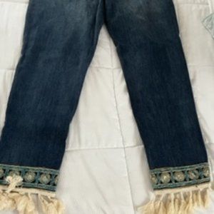 Embroidered ankle  jeans